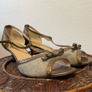 Circa Joan and David Bowed Heels